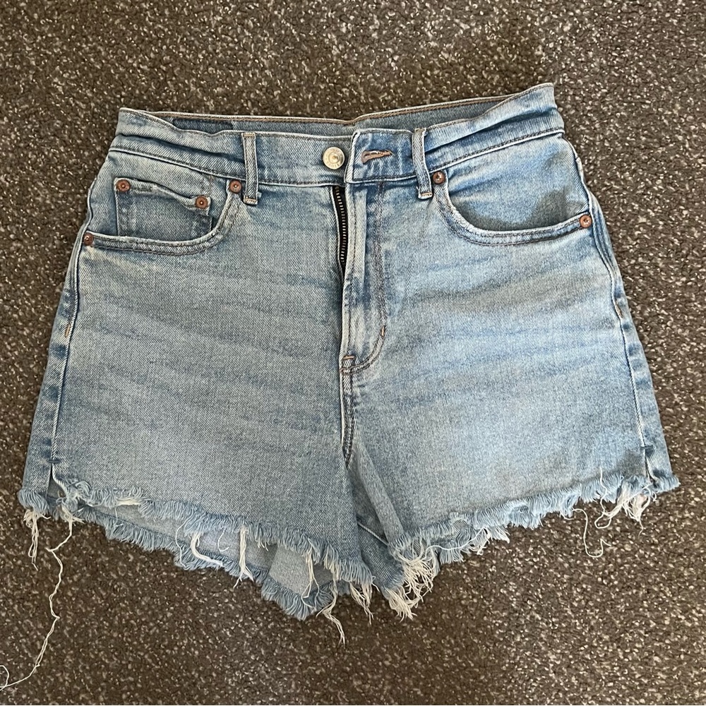 American Eagle Highest Rise Boyfriend Short